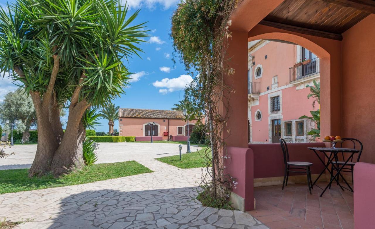 Hotel Lady Lusya Cassibile Exterior foto